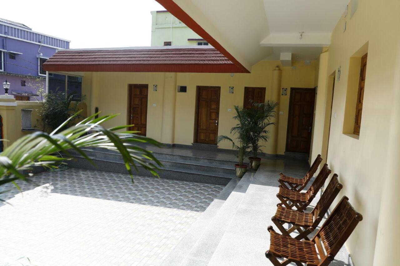 בובנשוואר Nest Guest House מראה חיצוני תמונה